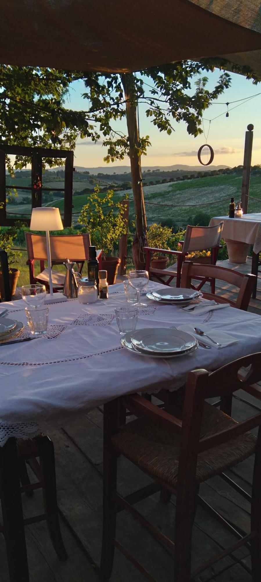 Agriturismo La Terra Valiano Exterior foto